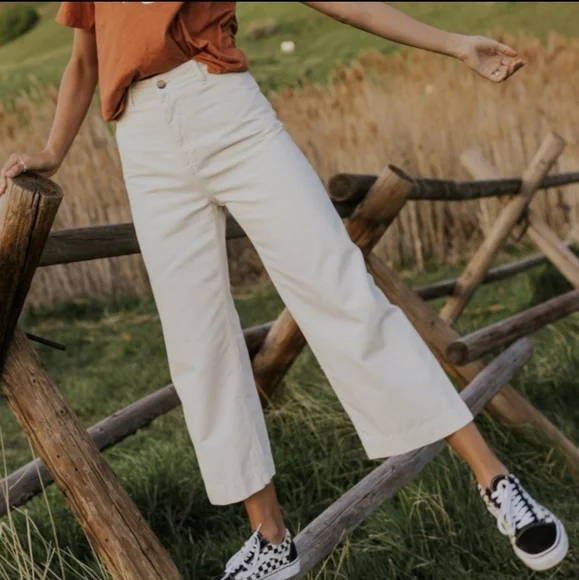 Free People Cream Wide-Leg Cropped Jeans - Picture 13 of 13